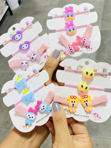 Pinzas con moñas animadas