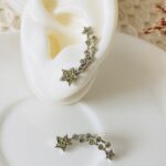 Orejera plateada- estrella circones verdes