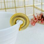 Earcuff  liviano corrugado dorado