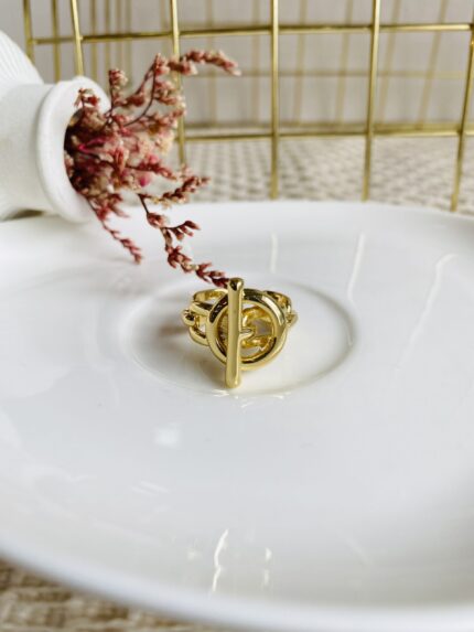 Anillo gucci cruzado