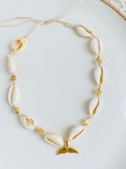 Chocker - Conchas y cola de sirena.