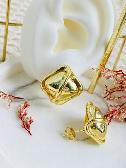 Aretes - Cuadrado dividido.