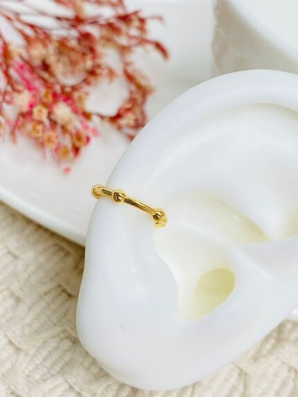 Earcuff - Balines separados.