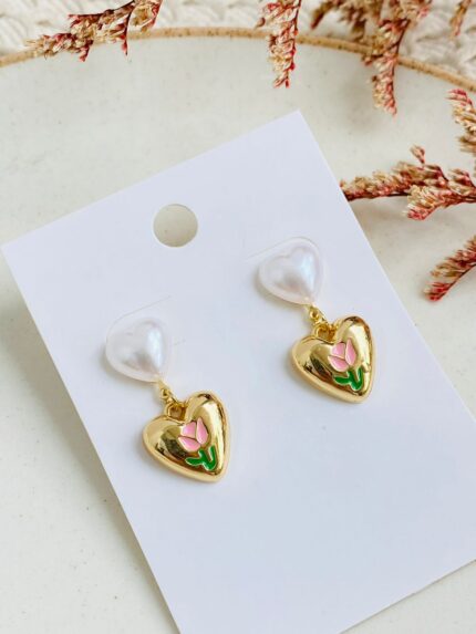 Arete perla de corazón