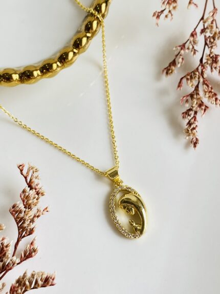 Cadena Virgen Petición Circones