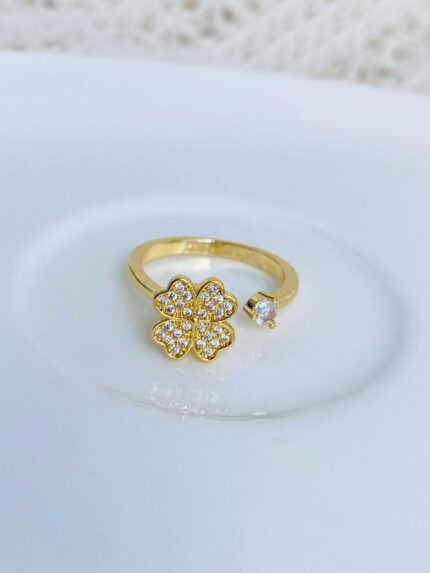 Anillo Flor Circonada Giratoria