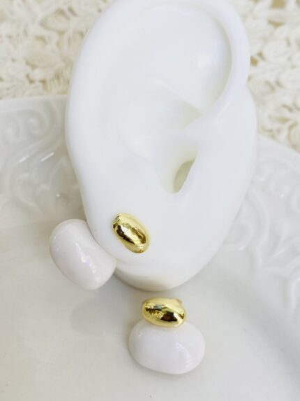 Arete Botón Blanco