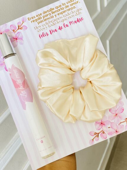 Kit perfume y scrunchie