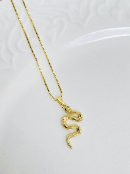 Cadena serpiente rodinada