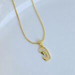Cadena Virgen Silueta