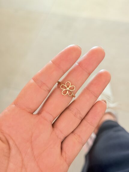 Anillo flor Silueta