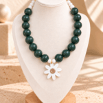 Collar Verde Militar Margarita Beige