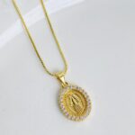 Cadena Virgen Milagrosa ovalada Circones