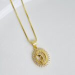 Cadena Virgen Maria Silueta Destellos